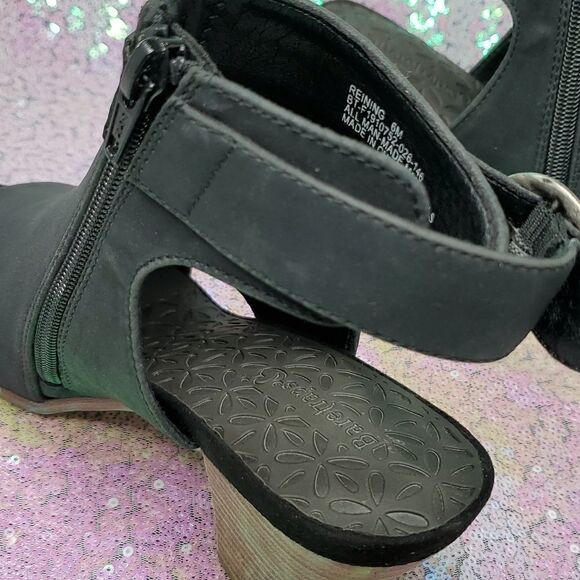 Bare Traps Reining Size 6 M - Picture 7 of 14